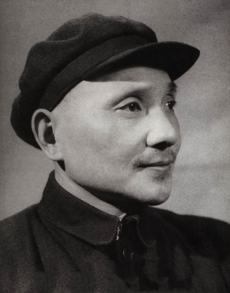 49年淮海战役结束，庆功宴上一位司令员掀桌子，邓公：他是一根筋