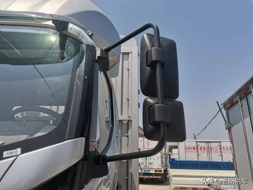 飞碟w7金牛座,飞碟w7轻卡配置