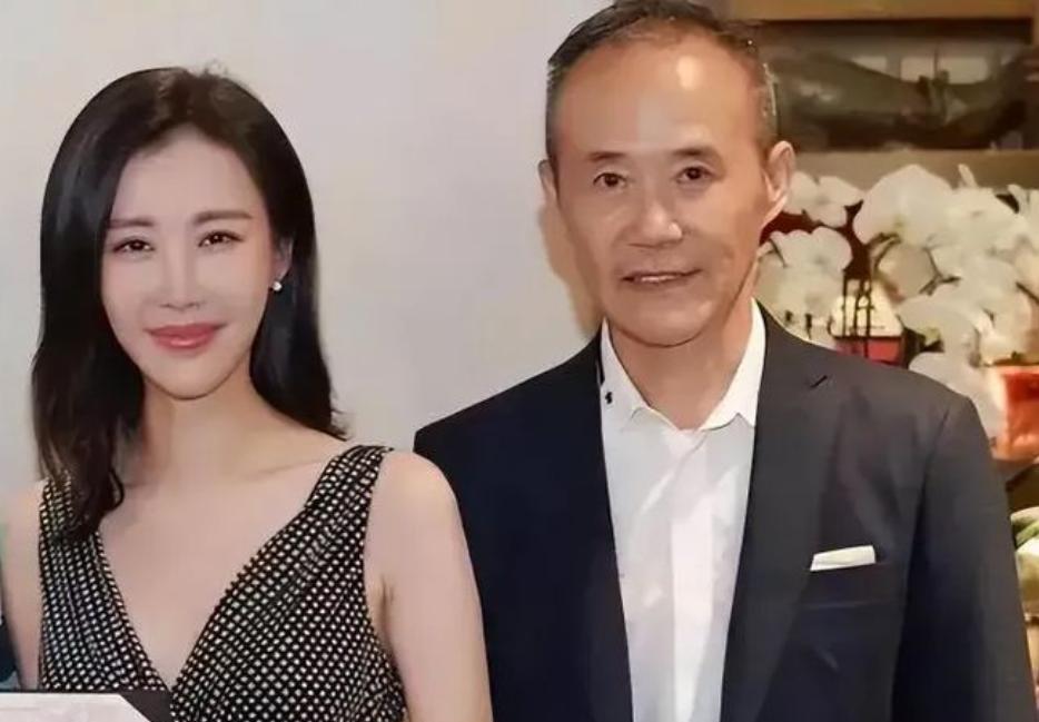 王石娶田朴珺用了多少钱,王石田朴珺美国银行