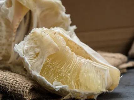 还在靠吃水果减肥吗？减肥到底能不能吃水果？有哪些水果可以吃？