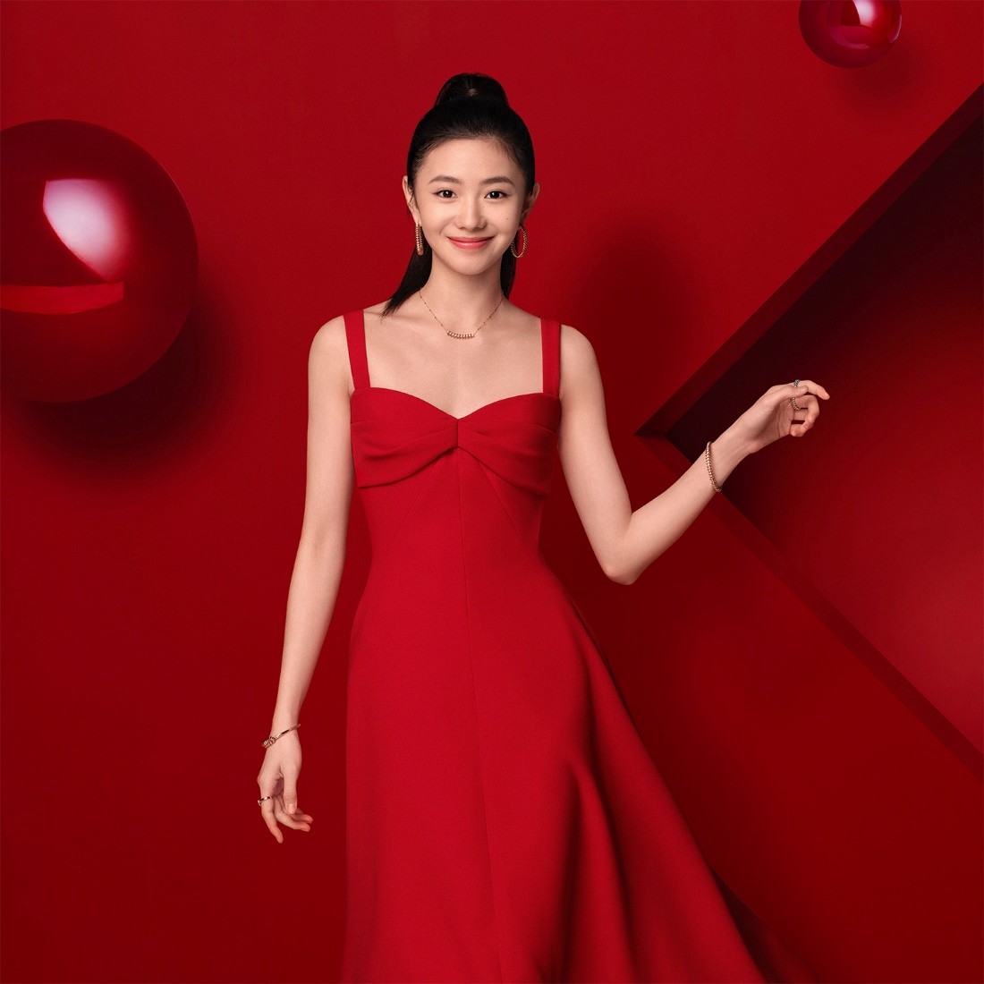 白敬亭李现王嘉尔卡地亚,李现白敬亭卡地亚跳舞