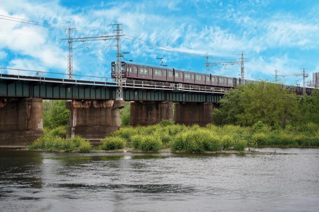 2023年ps软件最新版本是哪个,ps2022版有几个软件