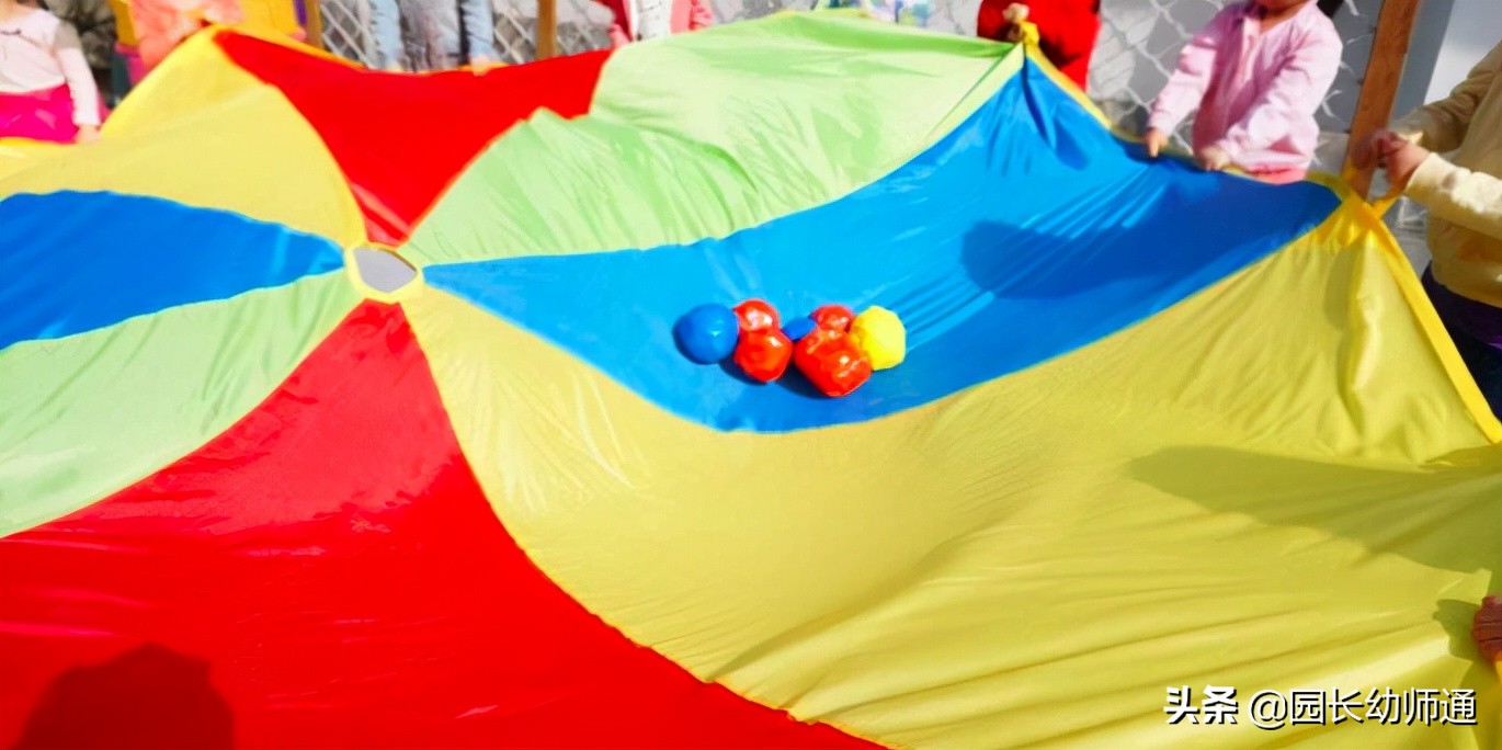 幼儿园迎新春传统游戏,幼儿园元旦传统亲子民间游戏