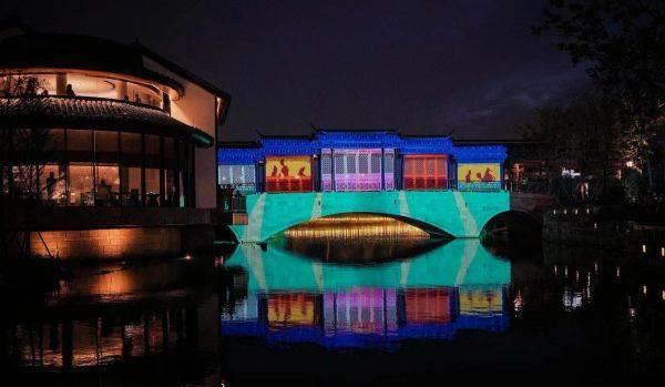 江南水乡蟠龙古镇夜景,上海青浦蟠龙古镇外景