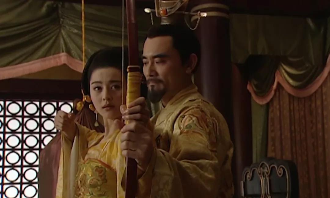 长安十二时辰李隆基流落街头,天宝伏妖录李隆基在长安没有