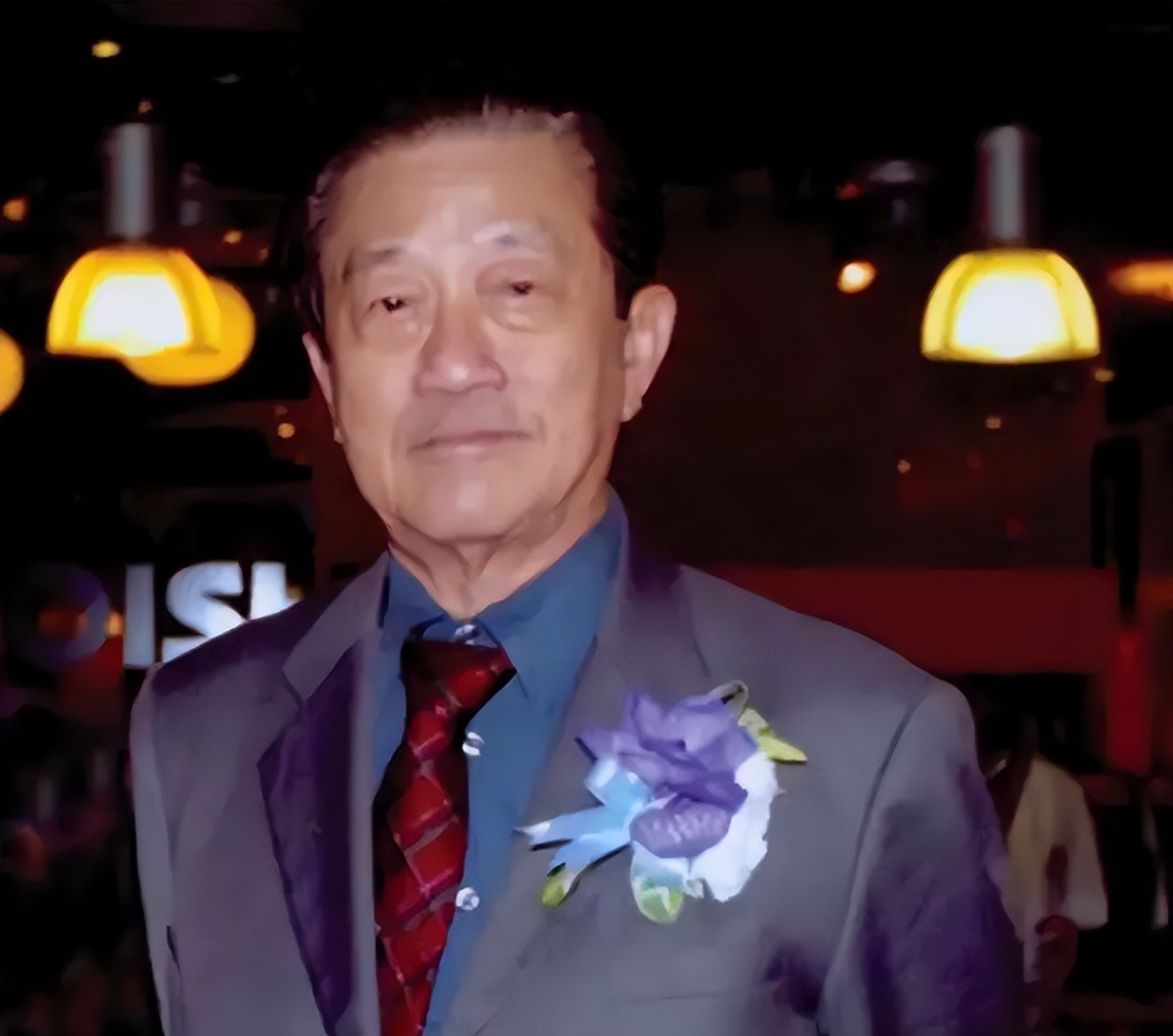 许书标和颜斌生产的红牛饮料,红牛创始人许书标几个儿子