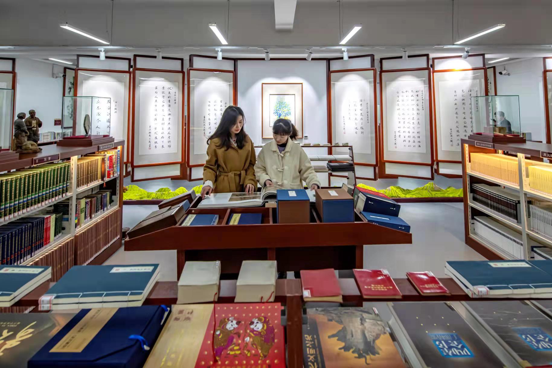 邓州市图书馆推荐,邓州图书馆有什么好看的书