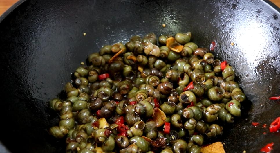 清明螺正确吃法,清明螺最正宗的做法