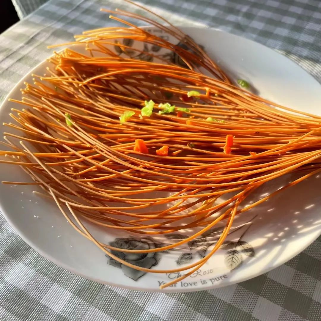 疫情下艰难生活的打工者,疫情下艰难生存的90后创业者