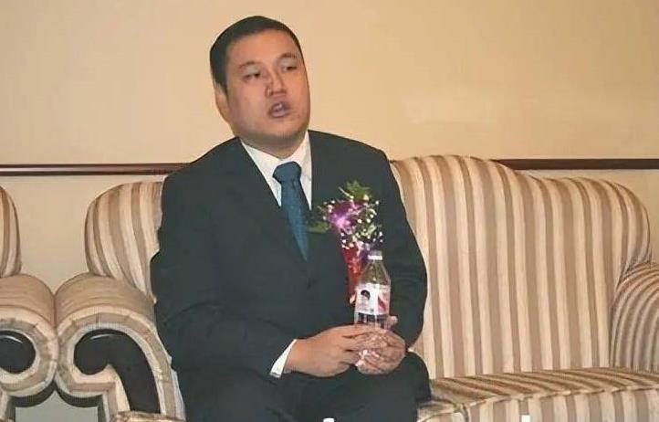 游戏公司老总徐波的照片,游戏富豪徐波