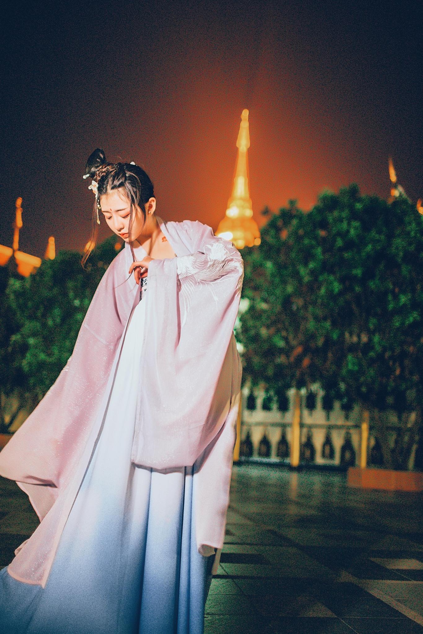 我和姐姐自小就亲密无间,（深度好文）