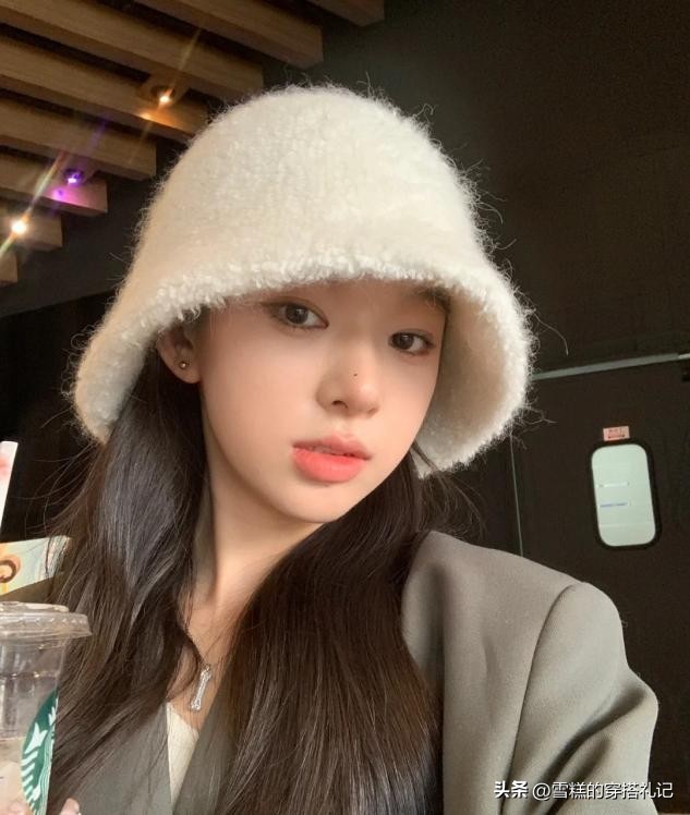 适合春夏天的修饰脸型的帽子,大脸适合什么帽子显脸小春季