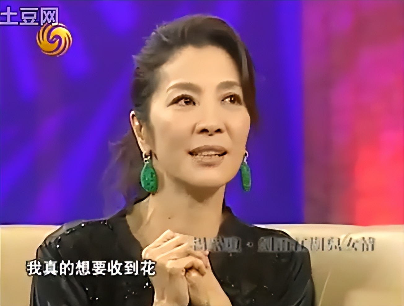 女人被救的剧本早过时了，她60岁还能给你惊喜