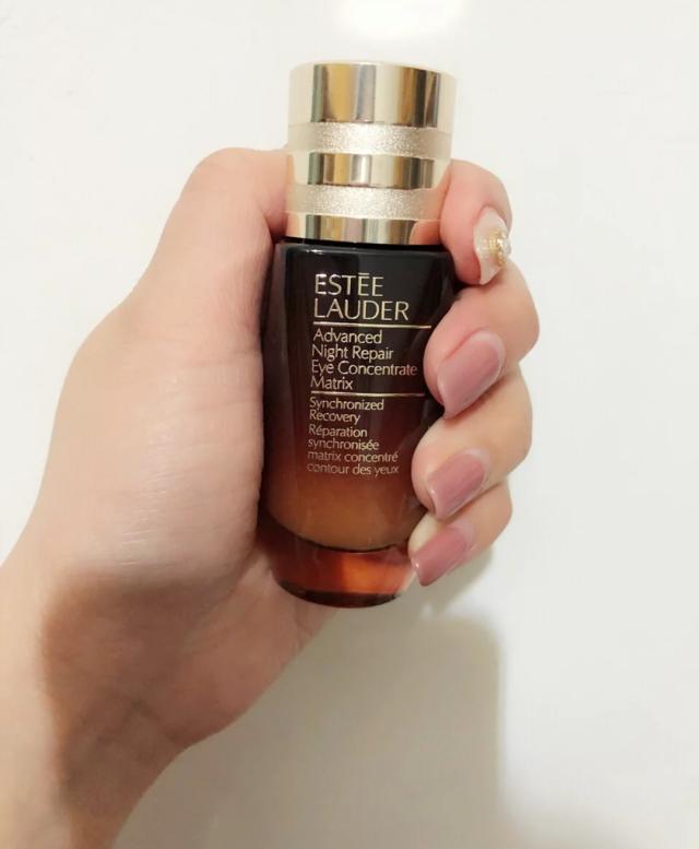 适合40岁平价抗皱保湿温和的眼霜,比较好用平价的抗皱眼霜