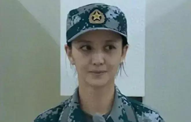 女明星老态素颜高清镜头,荧幕上看起来瘦的女明星