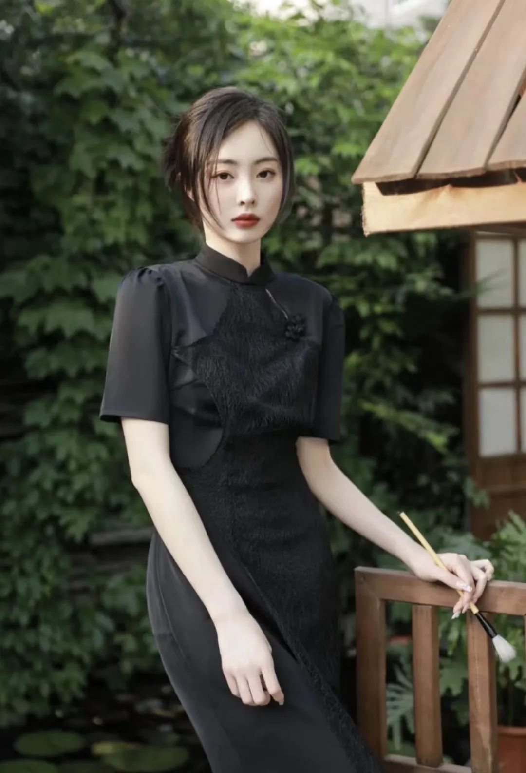 欧阳娜娜、杨超越争着蹭热度的新顶流，原来长这样