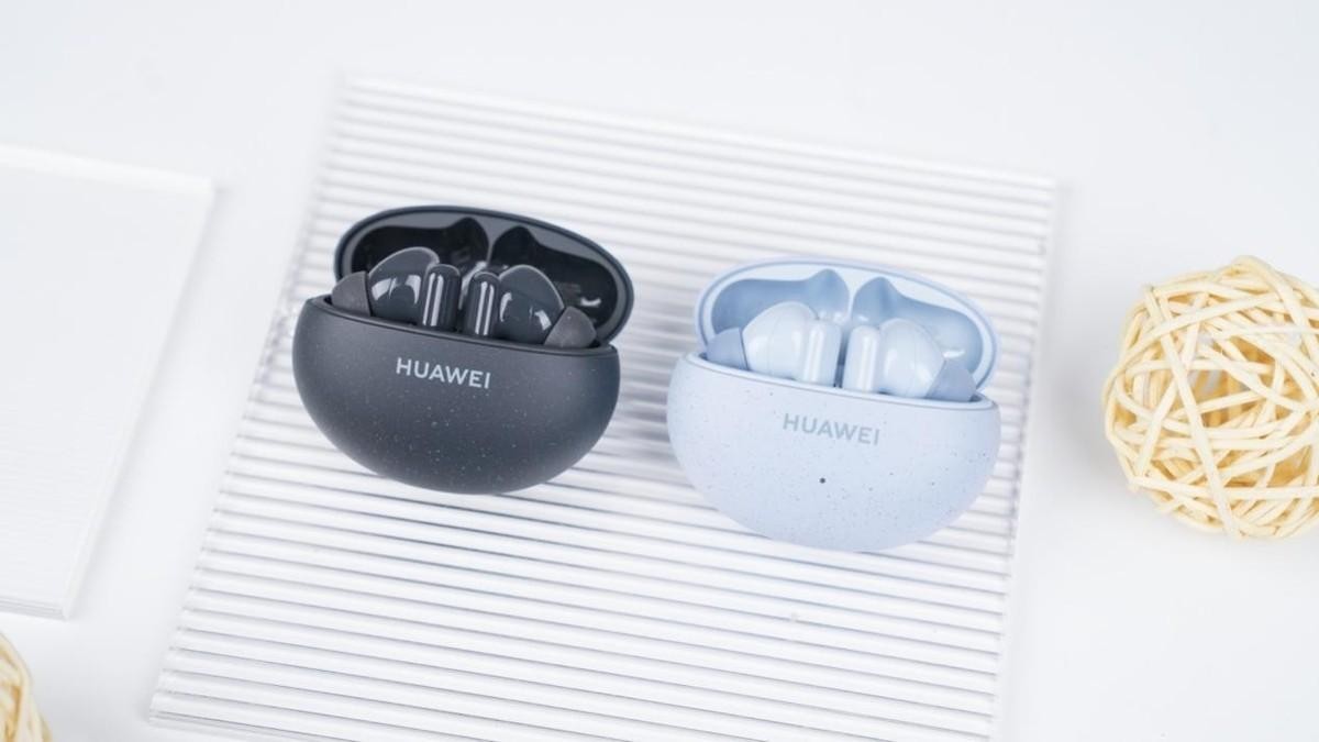 华为freebuds5i跟荣耀亲选,华为freebuds5至臻版和pro