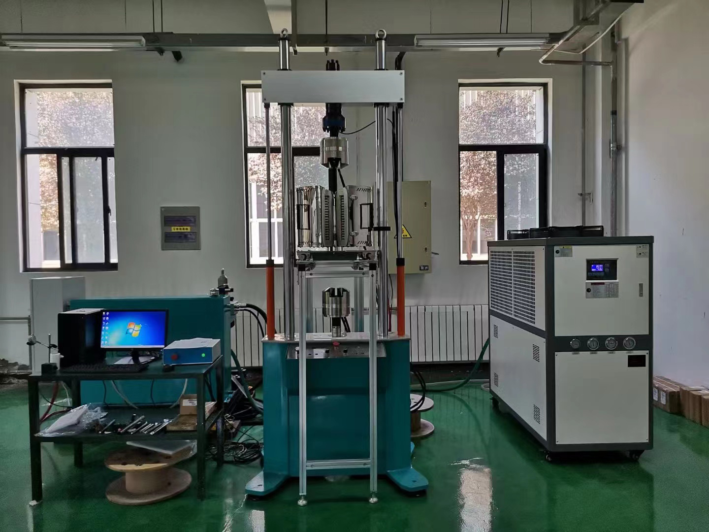 高性能电液伺服疲劳试验机选型,电液伺服疲劳试验机系统功能是啥