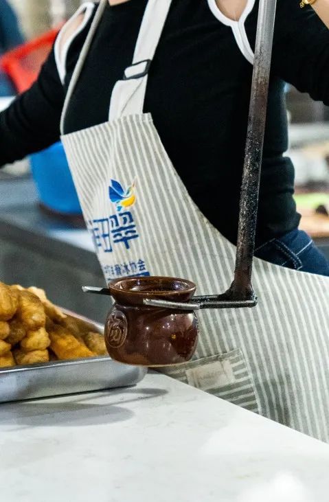 辣到落泪也舍不得停嘴的宝藏城市，不是长沙成都重庆