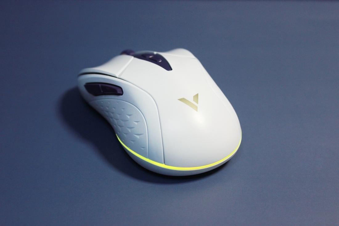 蜻蜓f1promax和雷柏v300w,一款随心所欲的高效鼠标雷柏v330