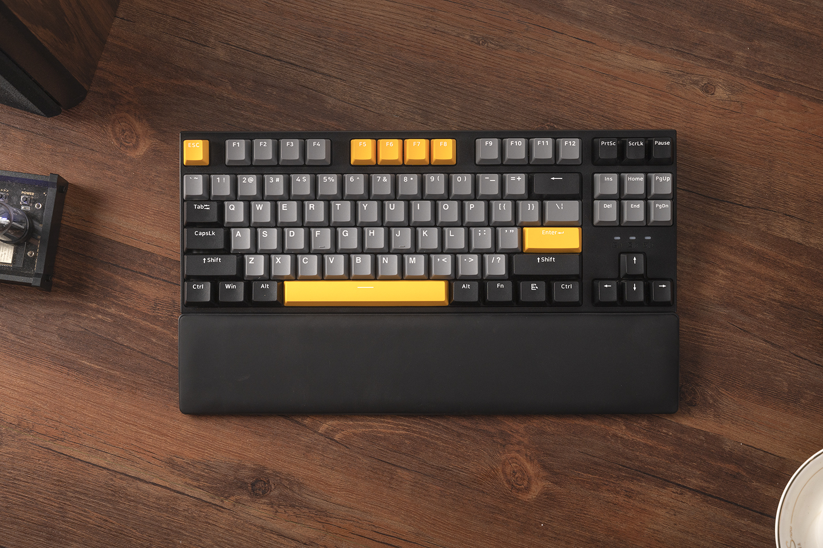 迪摩键盘f87茶轴,迪摩f87歼星舰手托