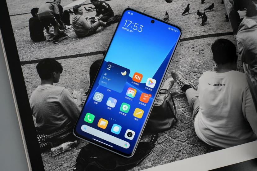 小米13外观使用体验,小米13外观细节展示