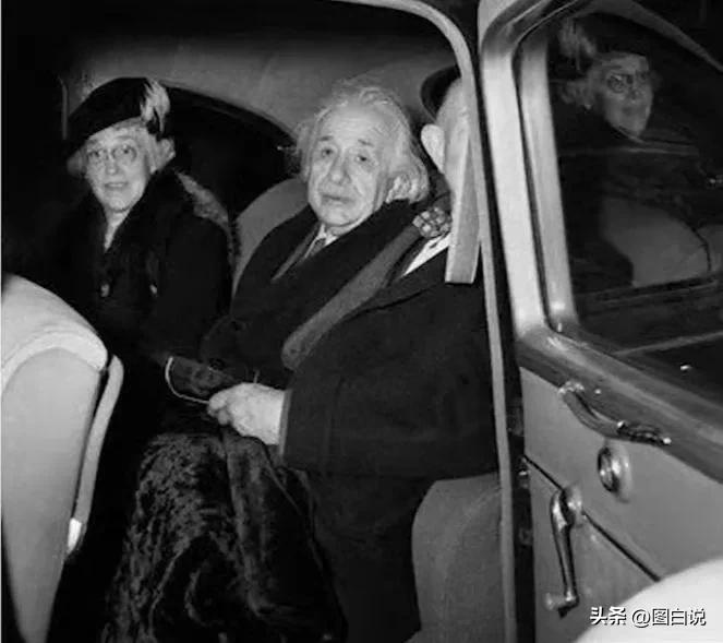 爱因斯坦去世后大脑被人偷走,爱因斯坦去世后大脑被医生偷走