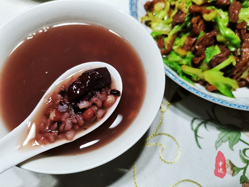 最适合一家人吃的晚餐,北京老两口晚餐吃什么