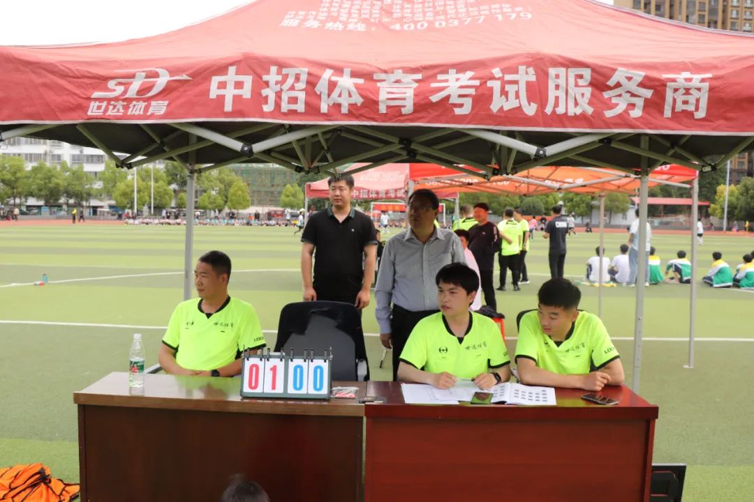 邓州市2021中小学足球比赛,汉滨区奔跑吧少年中小学足球比赛