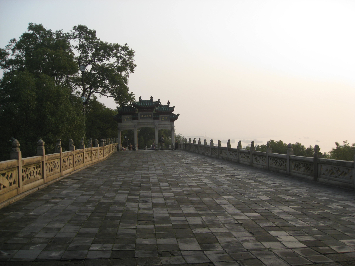 潇湘明珠岳阳楼,岳阳楼是中国江南四大名楼之一