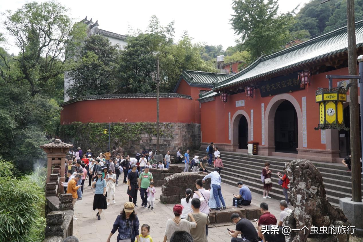 天开神秀齐云山自拍,天开神秀齐云山图片