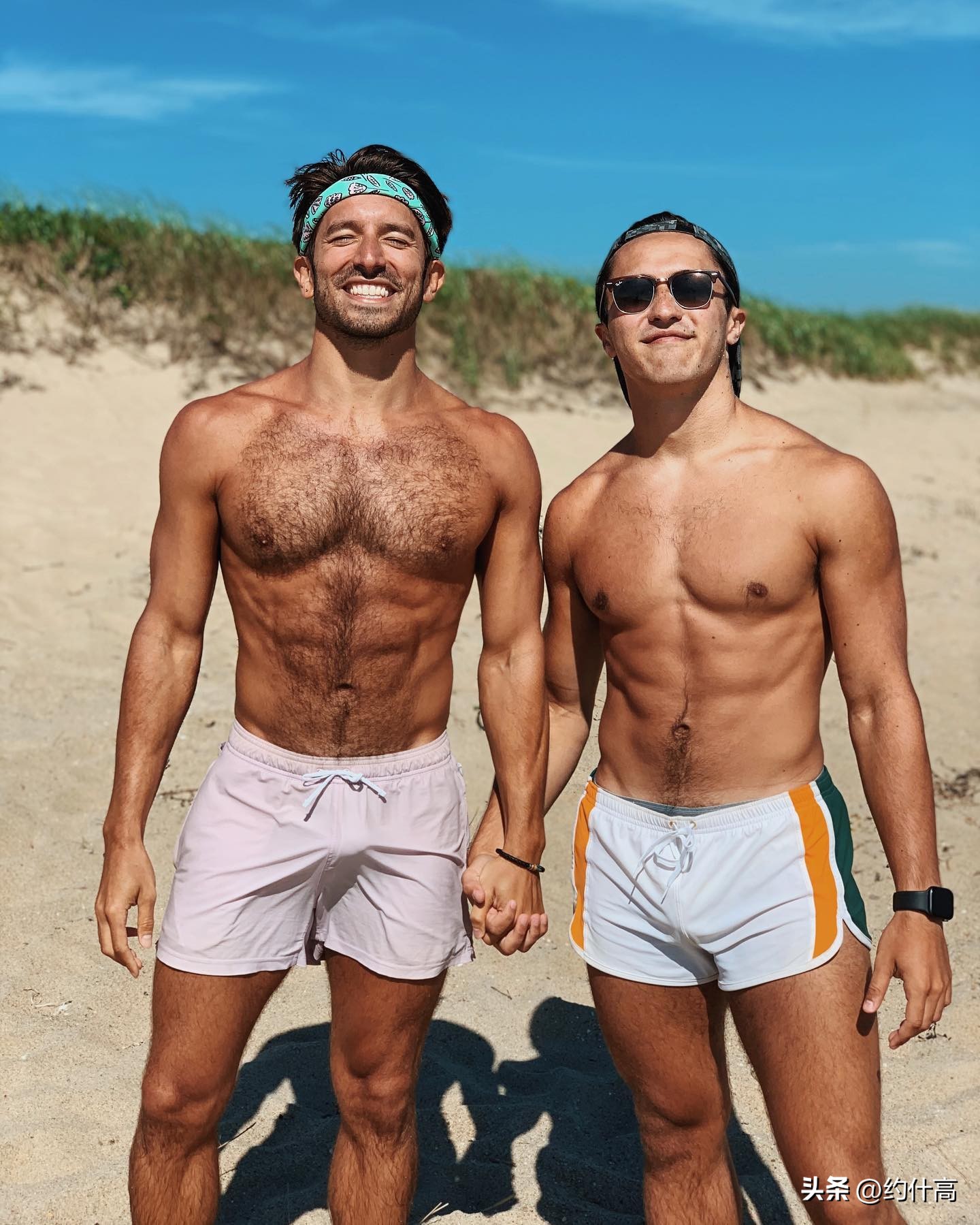 男网红接吻,中国男网红和粉丝亲吻