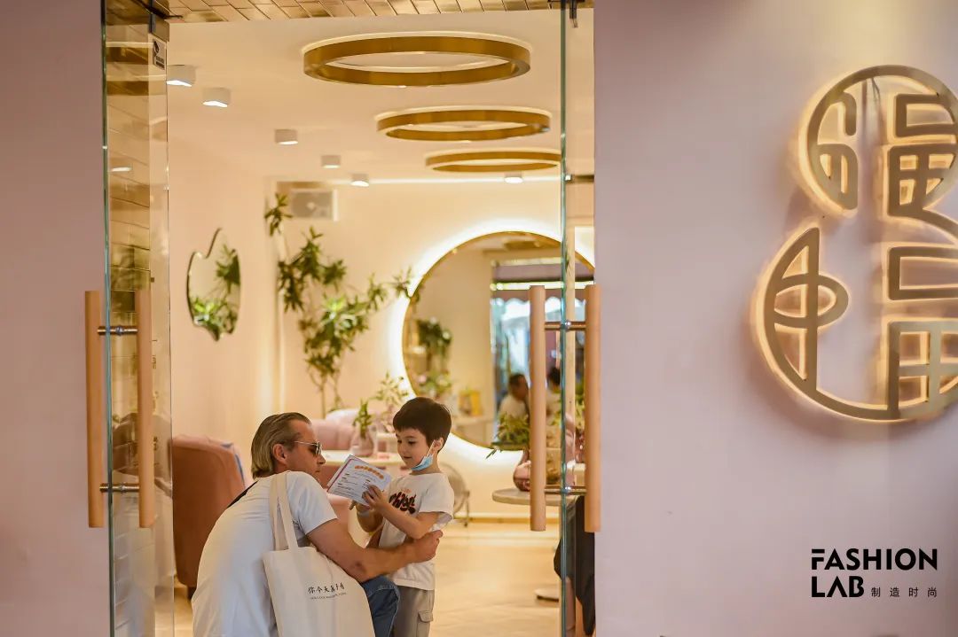 武汉外国人去的多的餐厅,武汉一家有外国人的餐厅