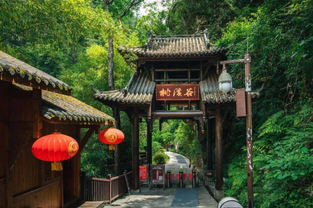 2019届中高考生免费景点,中高考生免费游景区欢乐谷