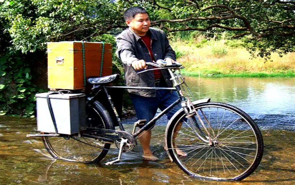 农民被警察抓走了后续,陕西一村民被查处