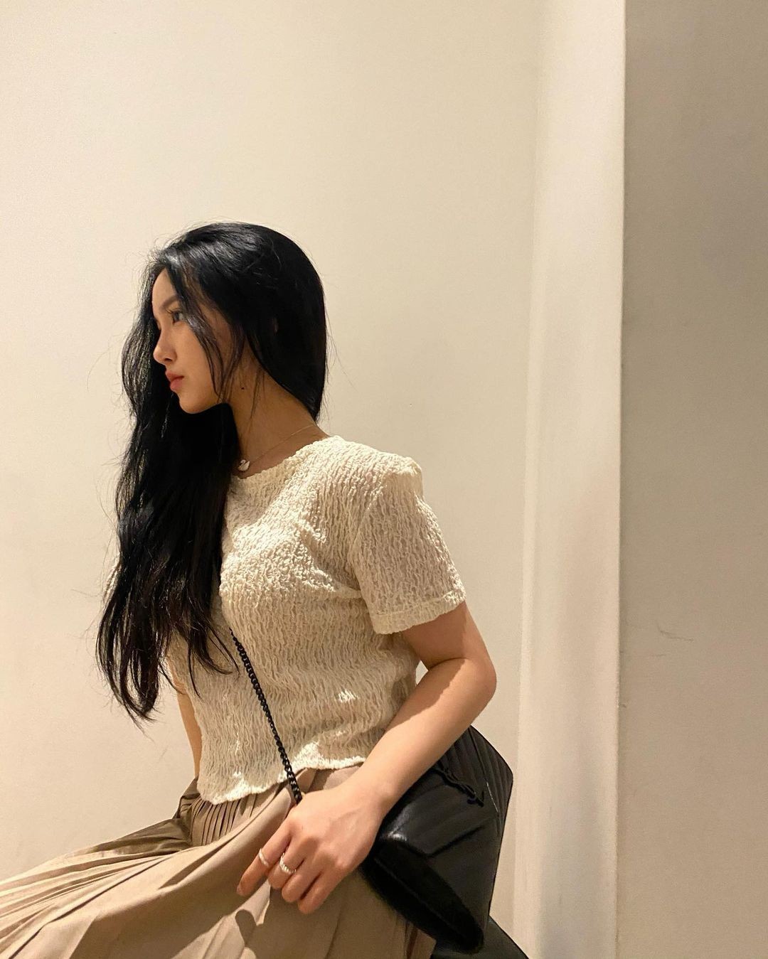 新款夏季潮宽松设计感薄款t恤,夏季新款t恤优雅潮流好穿又不贵