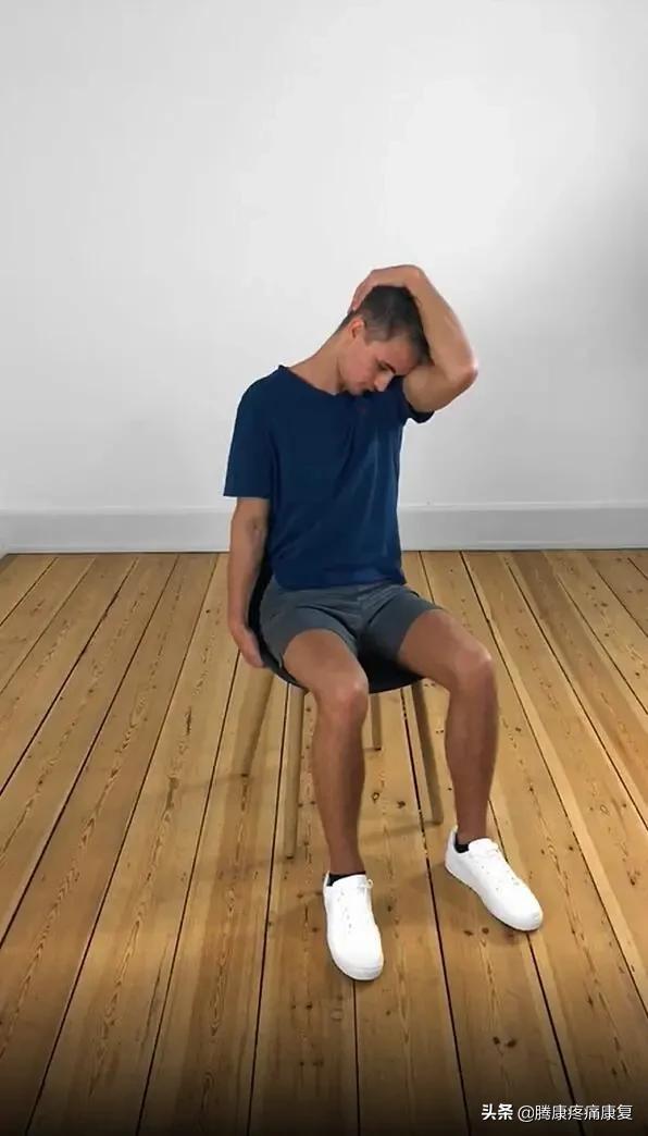 颈椎病引起肩胛骨疼痛怎么缓解,右肩胛骨下方疼痛如何运动缓解