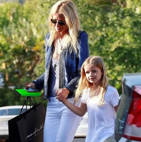 美成天花板、疯到没三观，卖“假货”骗晕2000W人？再帅都逃不过