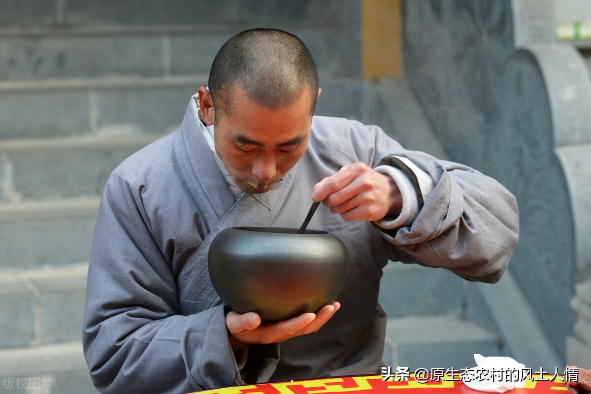 南京玄奘寺主持传真法师的“渣男”语录，“爱花不折花”，你咋看