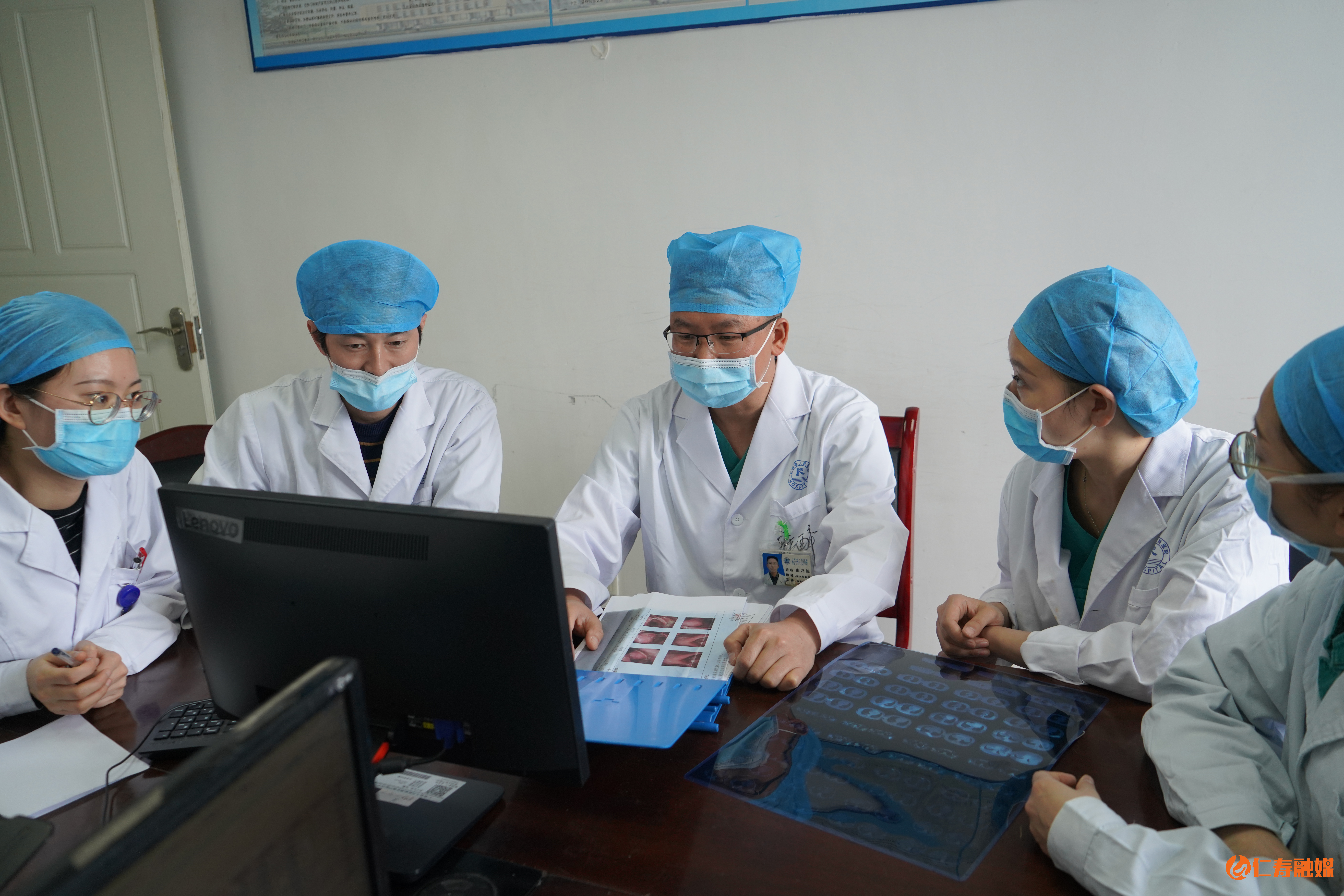 舌根处巨大肿瘤手术,县人民医院肿瘤手术