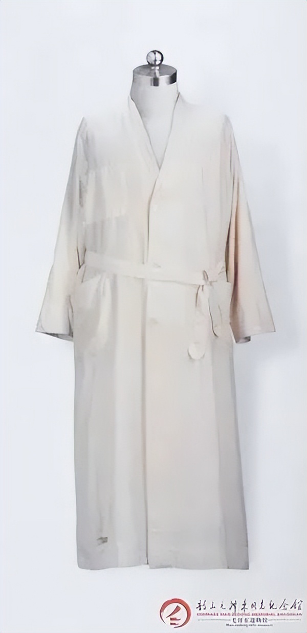 129年了，今天，一起缅怀伟人毛*东泽**！