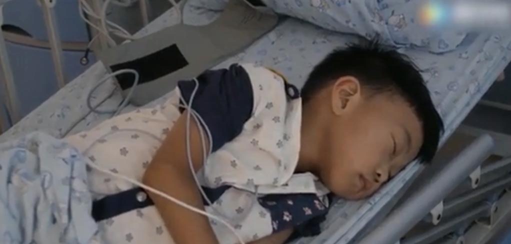 故事:浙江5岁男孩突然手脚肿胀,以为是小病,检查后妈妈瞬间崩溃