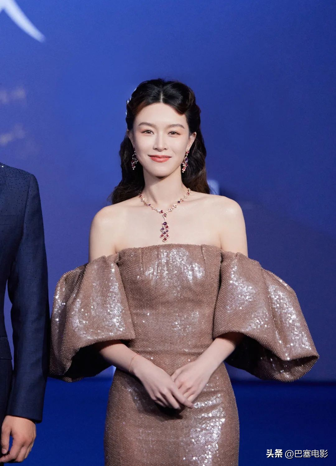 明星舞台唱歌谢霆锋张柏芝,明星与谢霆锋同框