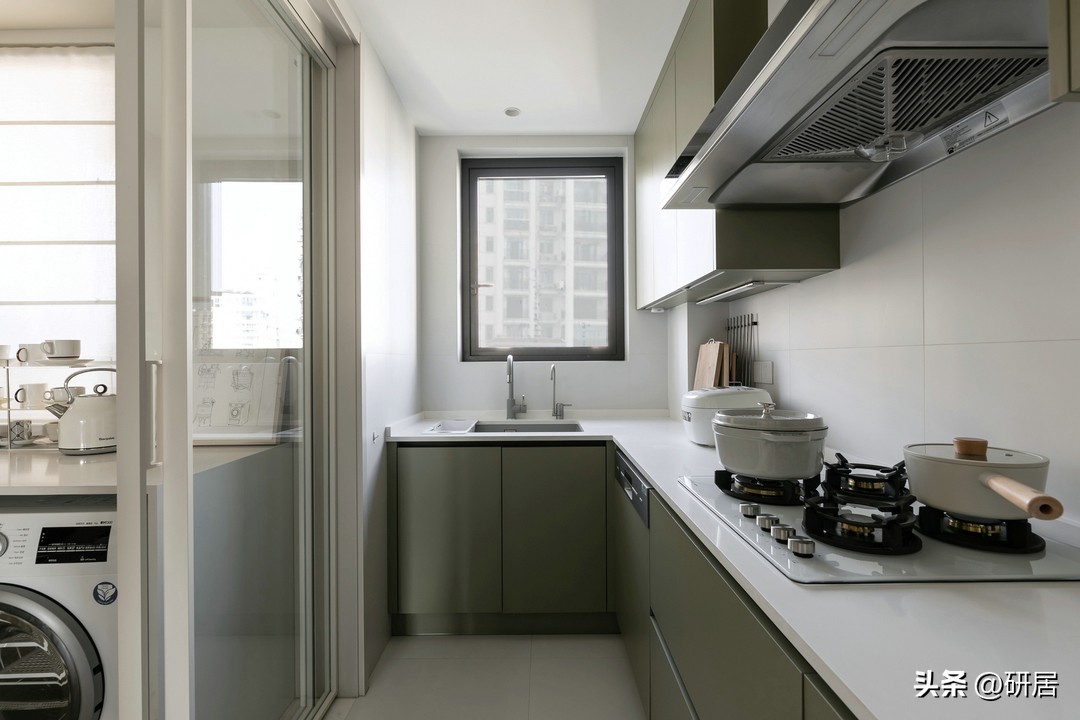 自己动手刷白吊顶,吊顶装修刷白全过程