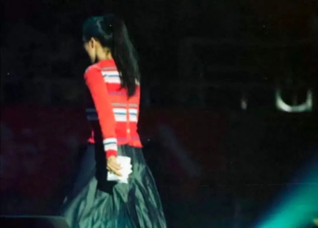 田震敢和那英比吗,田震如今如何评价那英