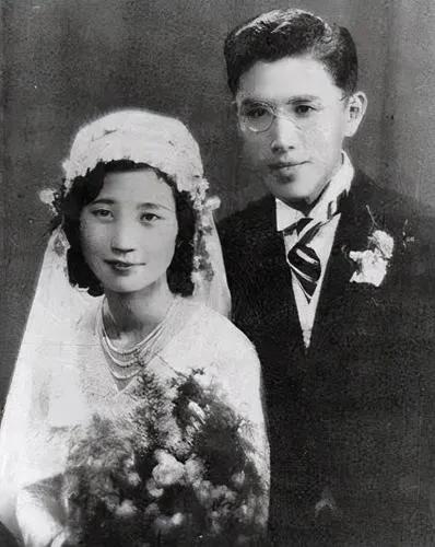 清华教授周培源定情一张照片，每天必说“我爱你”61年只爱一个人