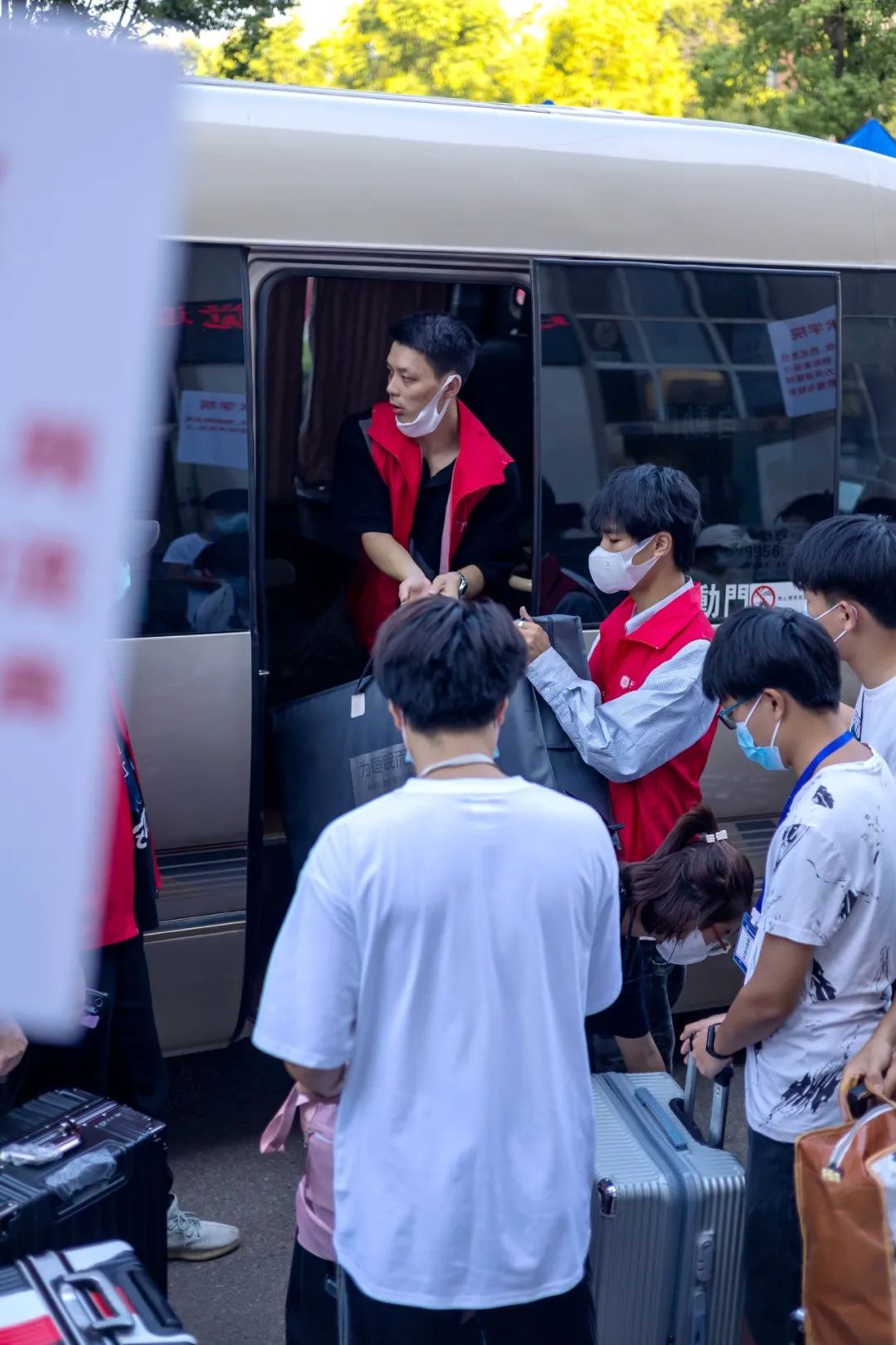 武汉商贸学院2022年新生开学时间,武汉商贸职业学院入学流程