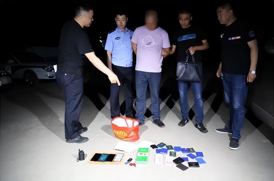 为多家物流公司非法带路，获取非法收入，违法必究！