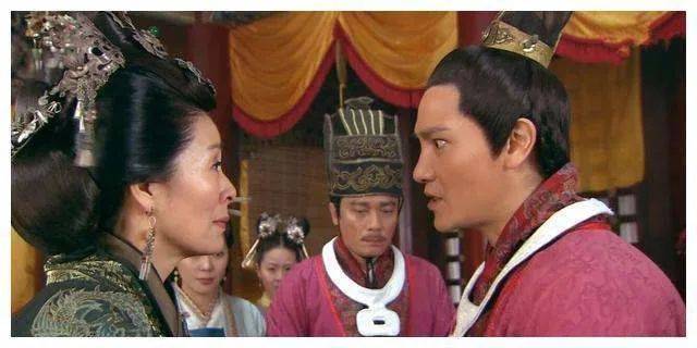 暖床丫头整夜尿床被辞，反因此成为太后，却为一个承诺瞎了眼睛