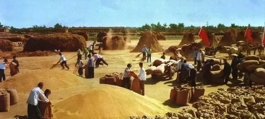 北戴河会议——社会主义制度加共产主义思想